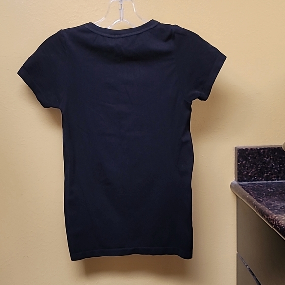 Daisy Fuentes t-shirt - Picture 2 of 3